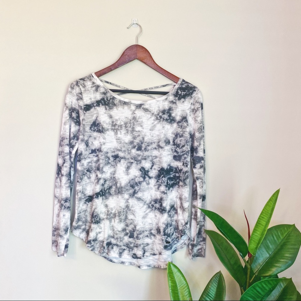 Hollister Co. marbled cross-back t-shirt